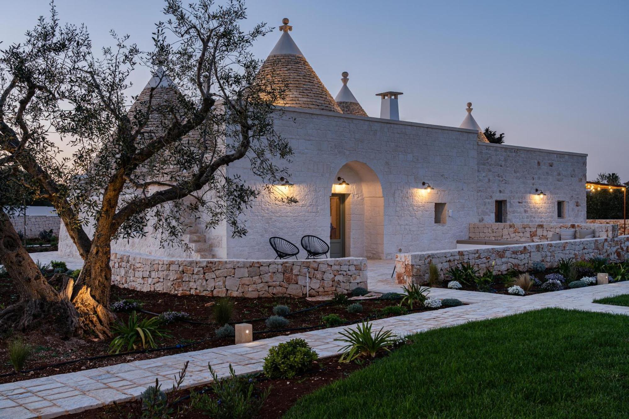 Trullo Jale - Boutique Apartments Ostuni Exterior photo