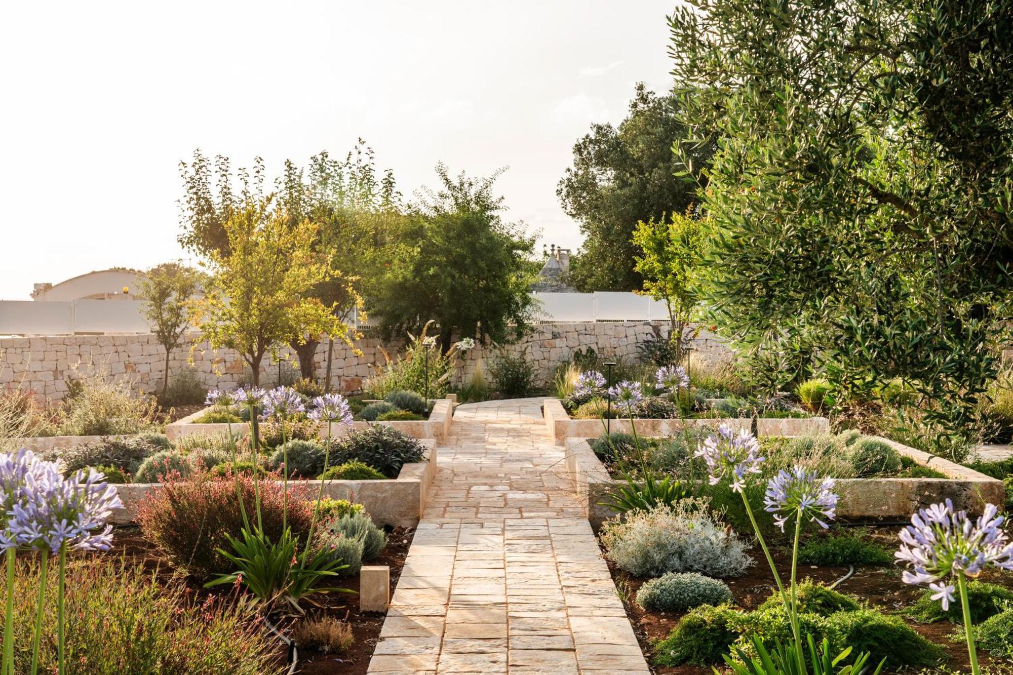 Trullo Jale - Boutique Apartments Ostuni Exterior photo