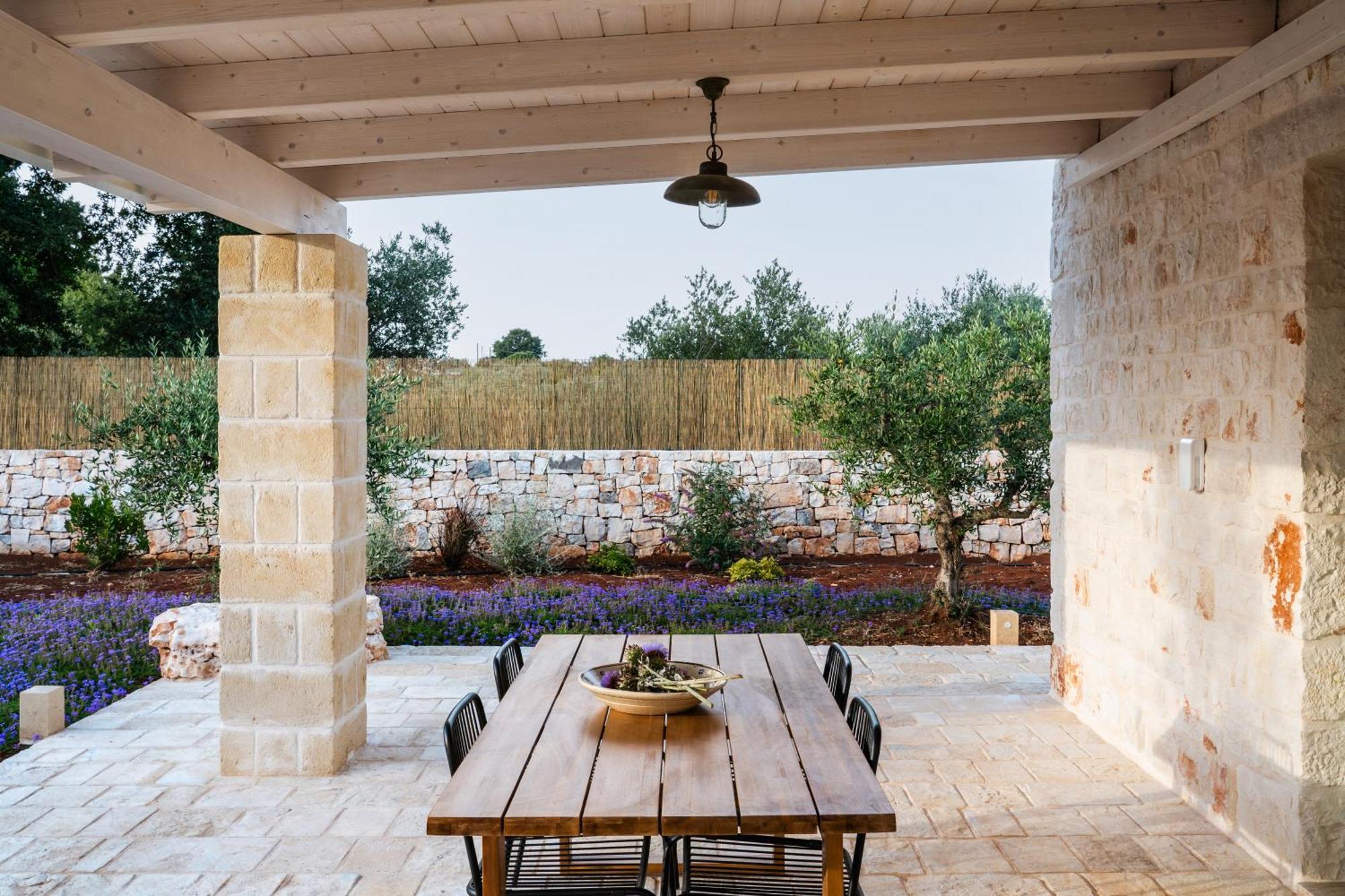 Trullo Jale - Boutique Apartments Ostuni Exterior photo